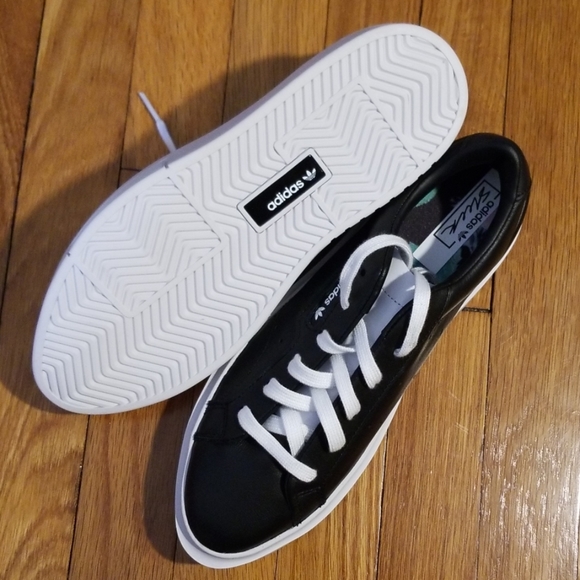 🆕️ Adidas SLEEK SUPER W - Picture 4 of 7